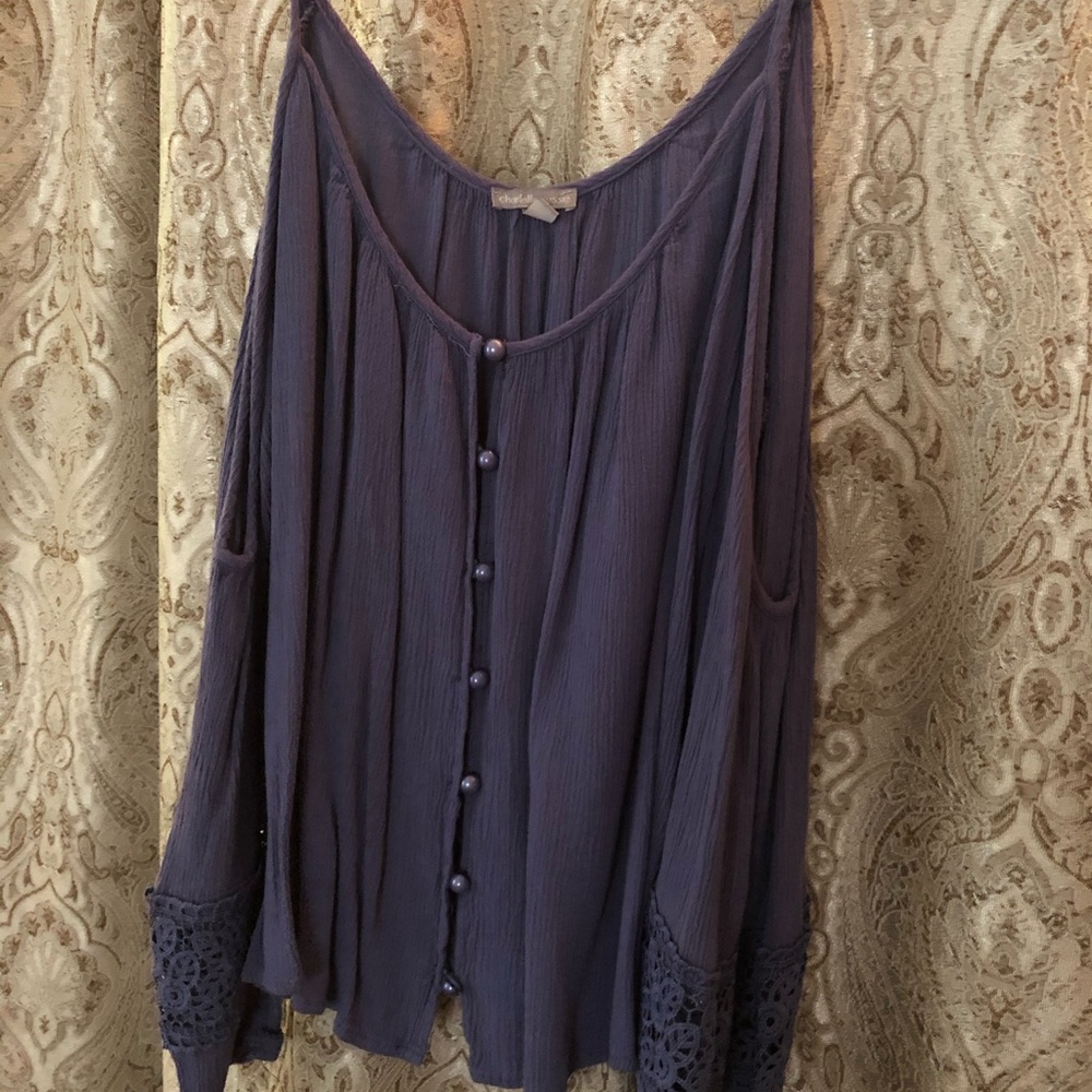 3 for 25🦋 Off shoulder flowy tank